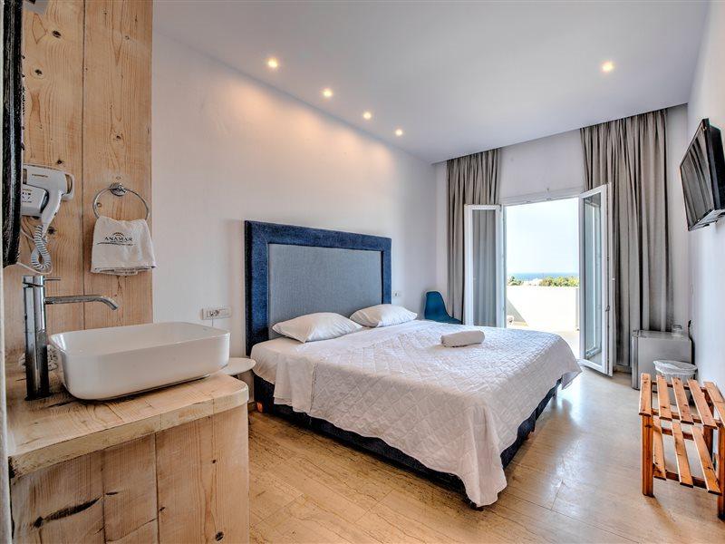 Anamar Santorini Otel 4*