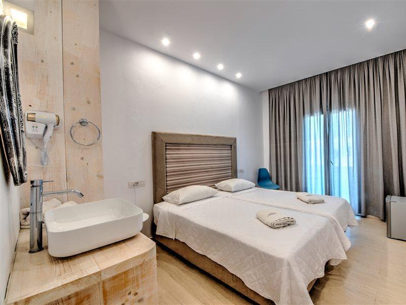 Anamar Santorini Otel